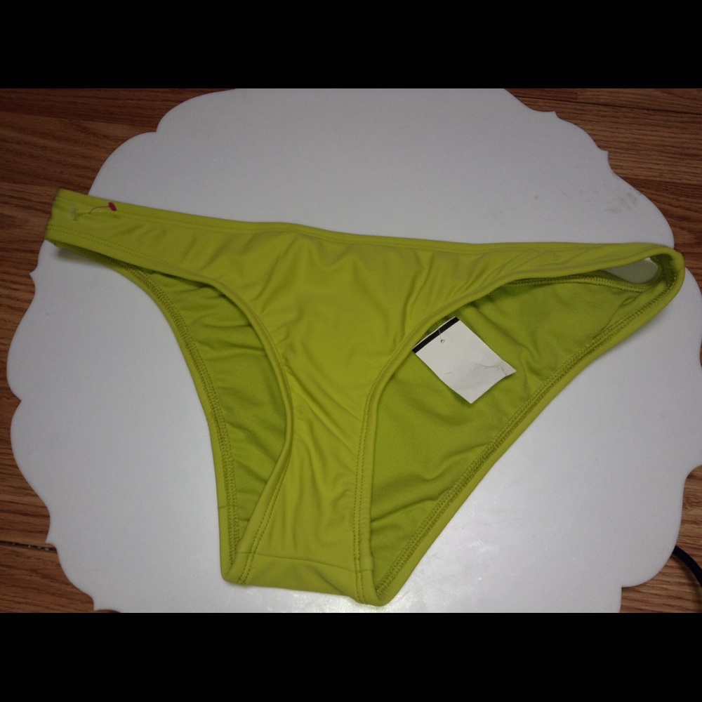 VM bikini bottom Avocado Green